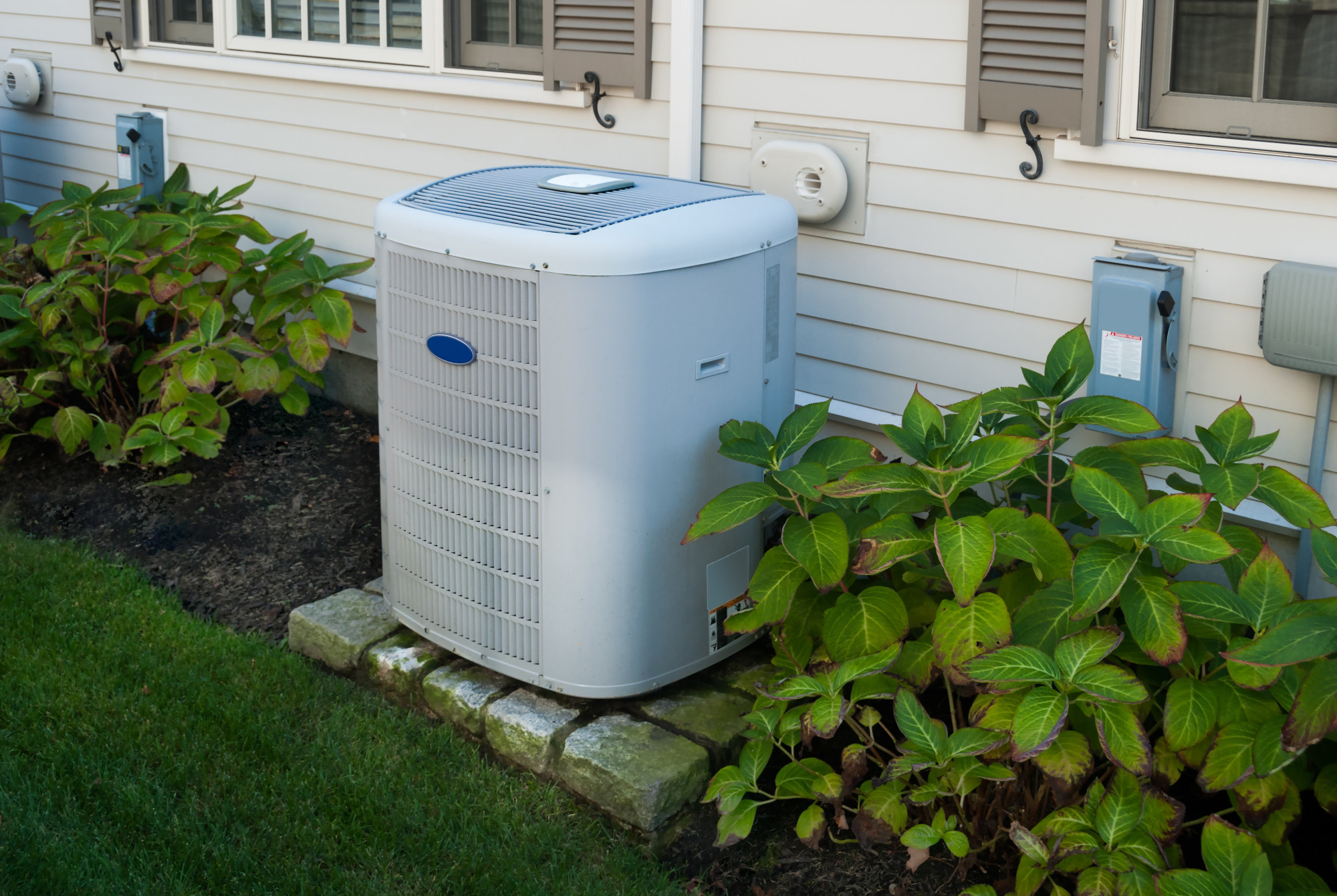 a-guide-on-what-to-do-when-your-ac-is-leaking-water